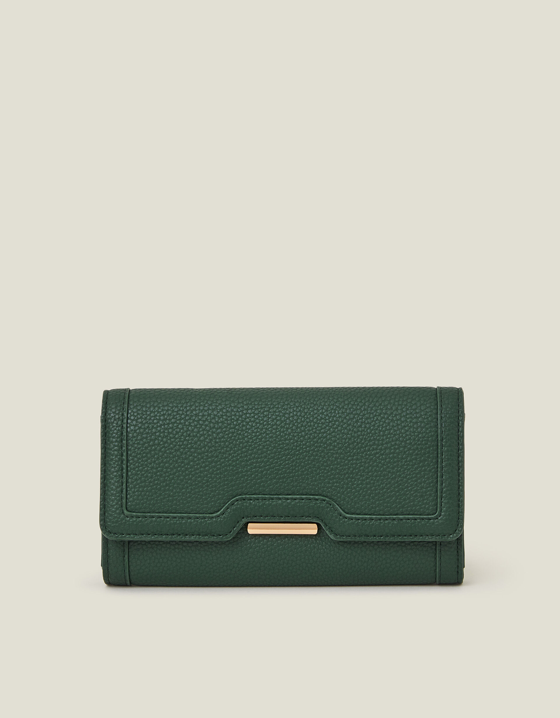 Accessorize purses store