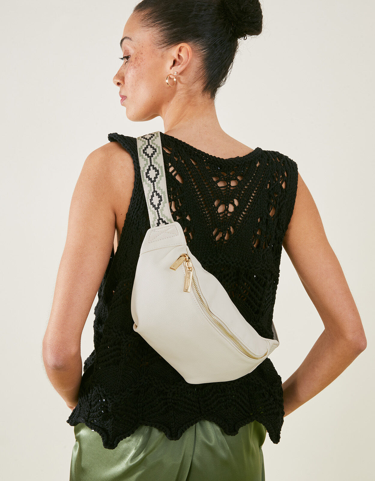 Cream bum bag outlet
