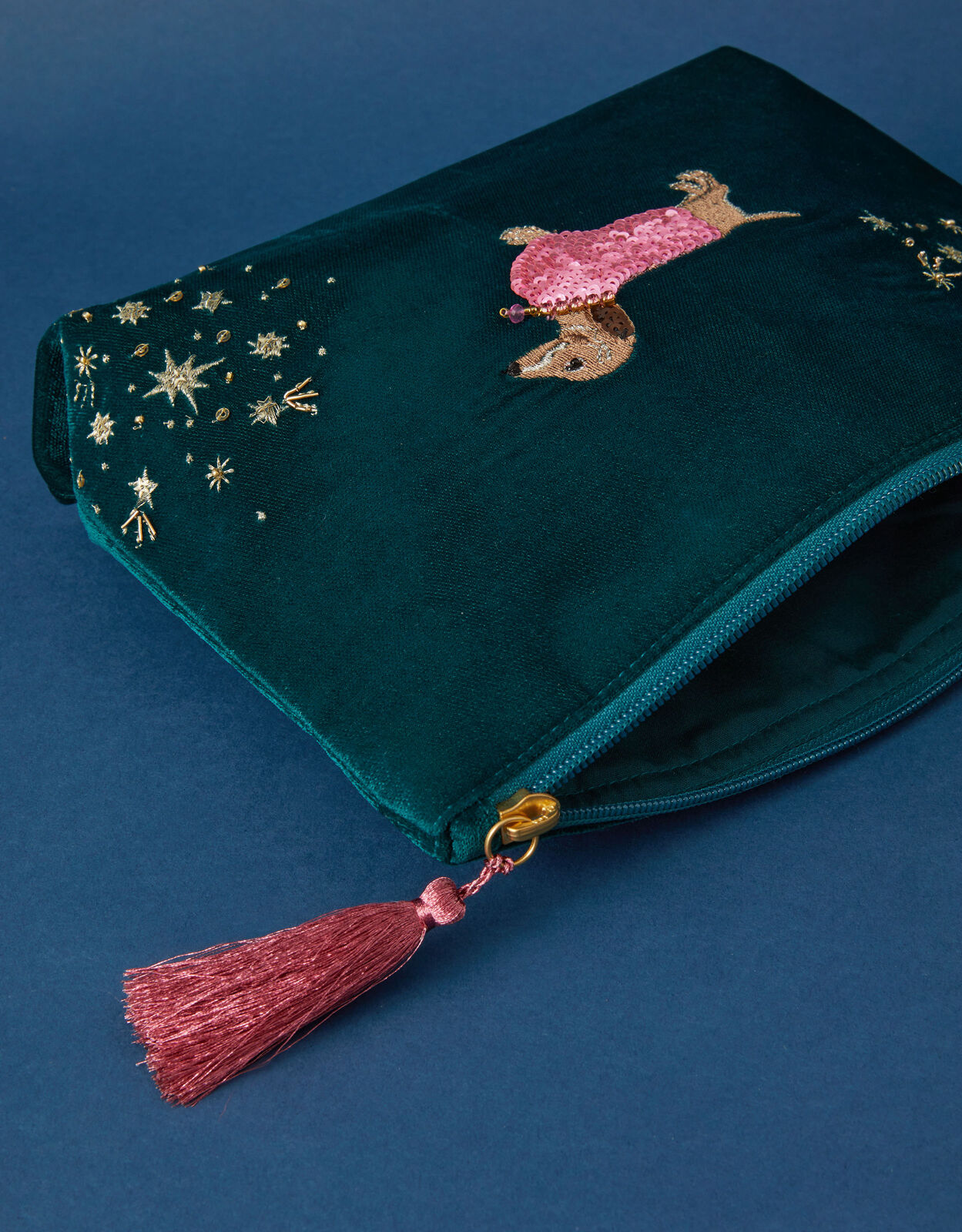 Large velvet store pouch