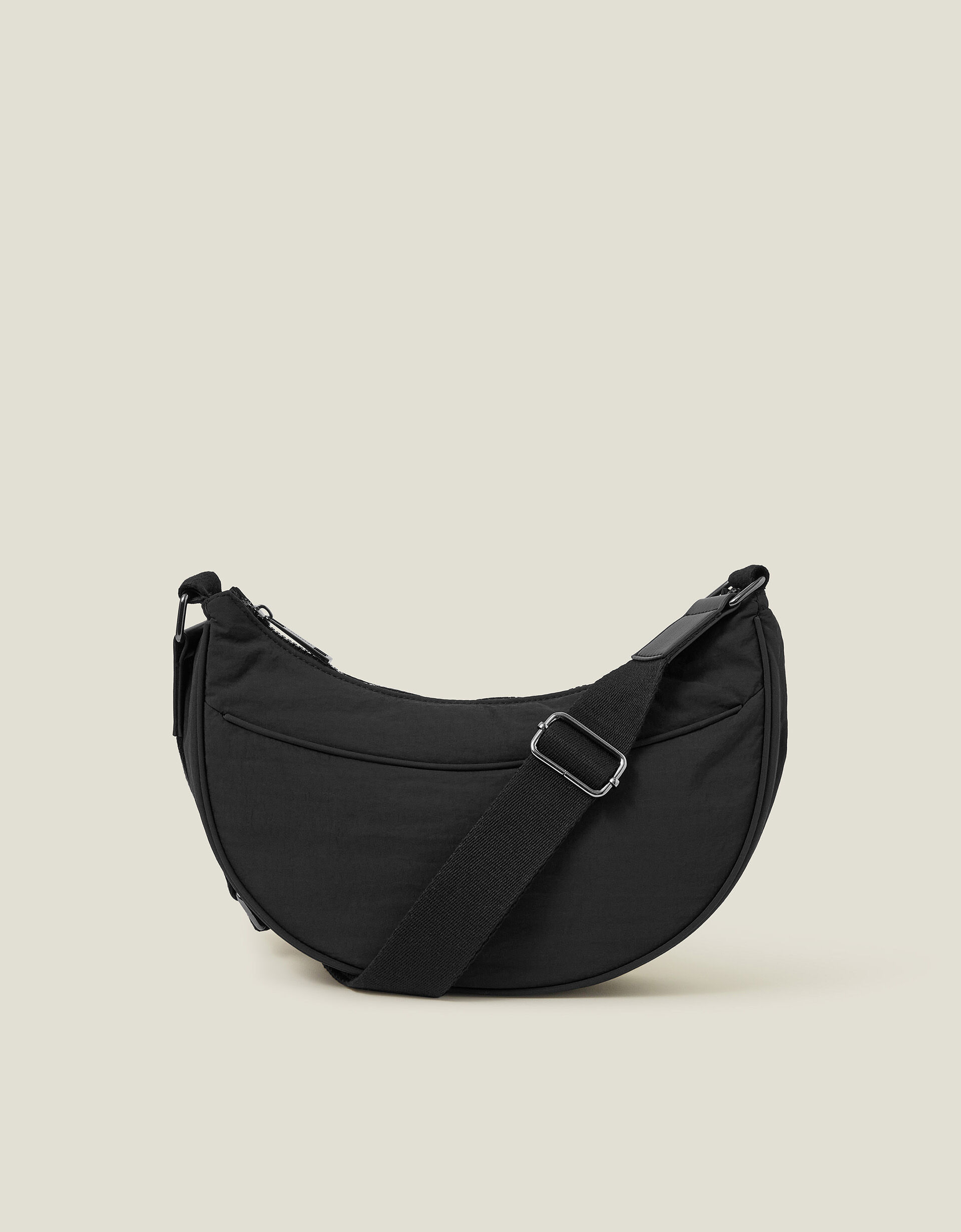 入手困難SLIDE NYLON CROSS BODY BAG IN BLACK 【公式通販】