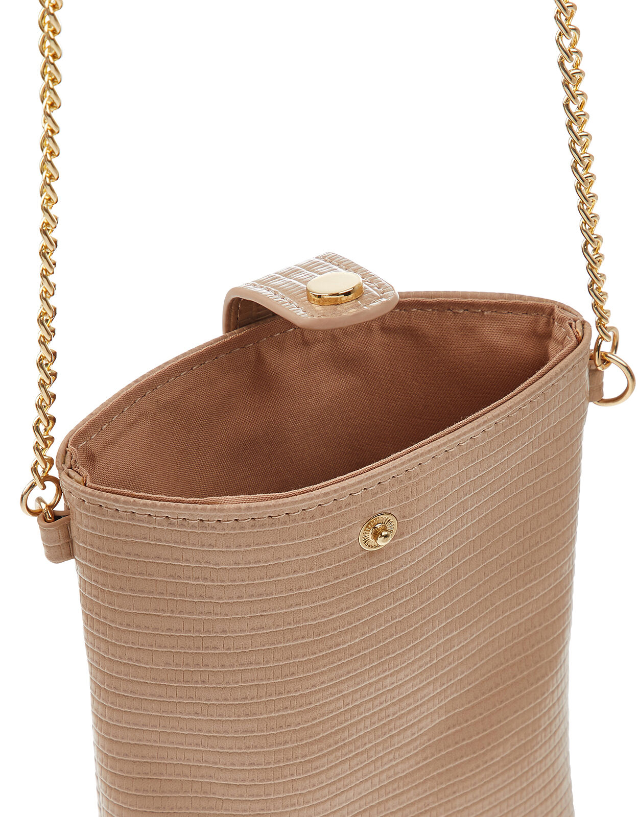 Accessorize pouch outlet