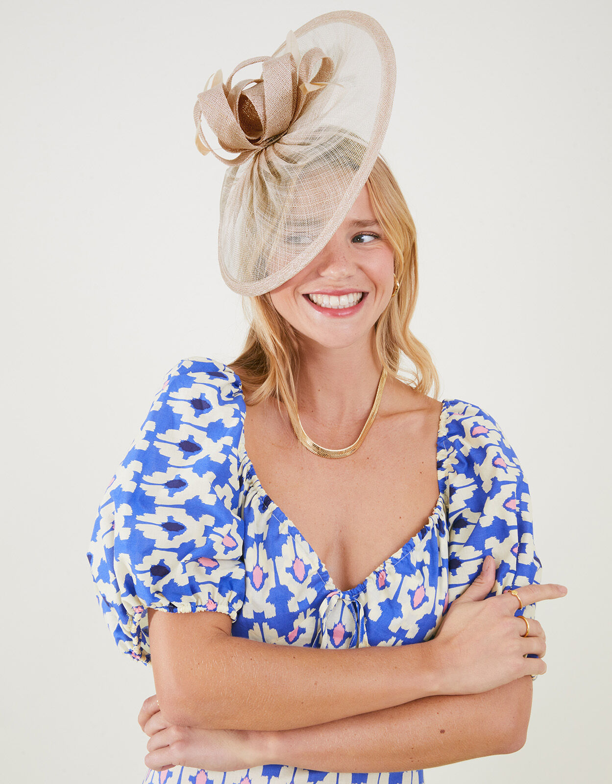 Accessorize wedding hats deals