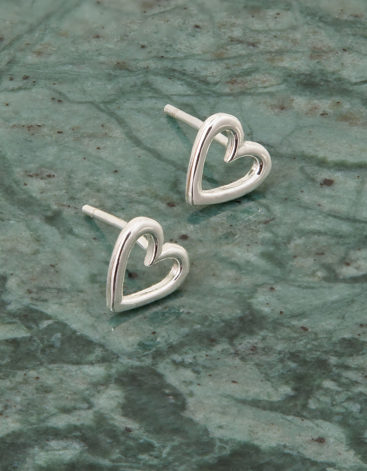 Accessorize on sale heart earrings