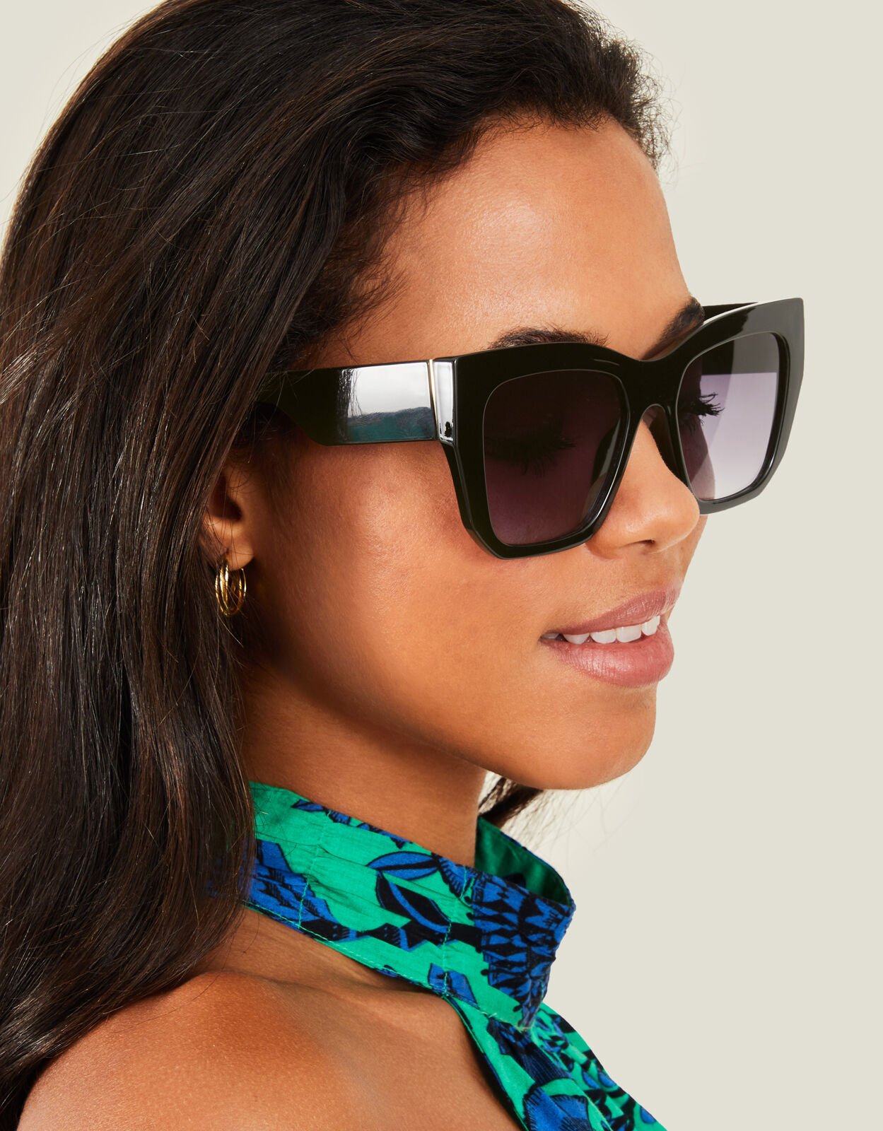 Chunky sunglasses sale