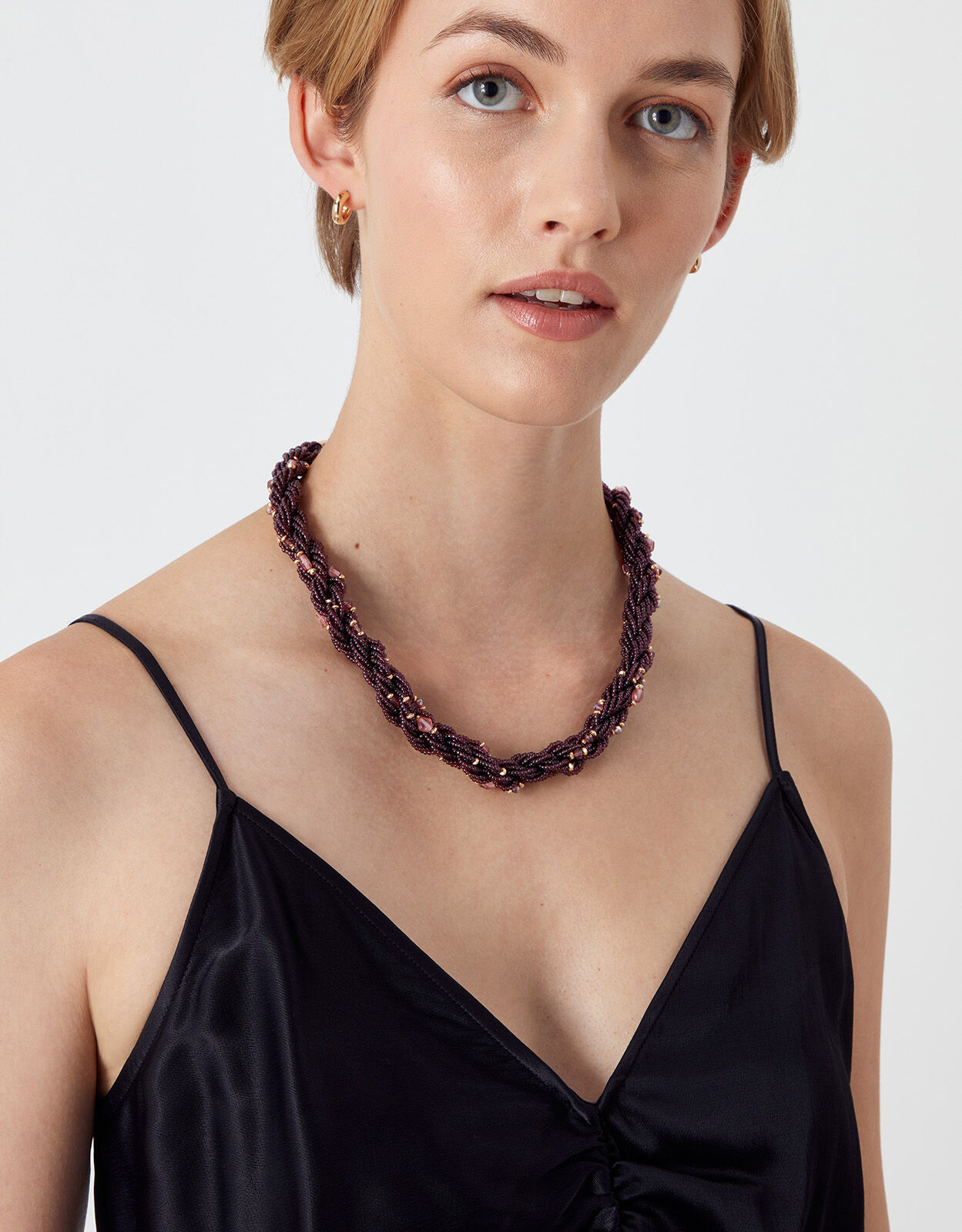 Twisted discount bead necklace