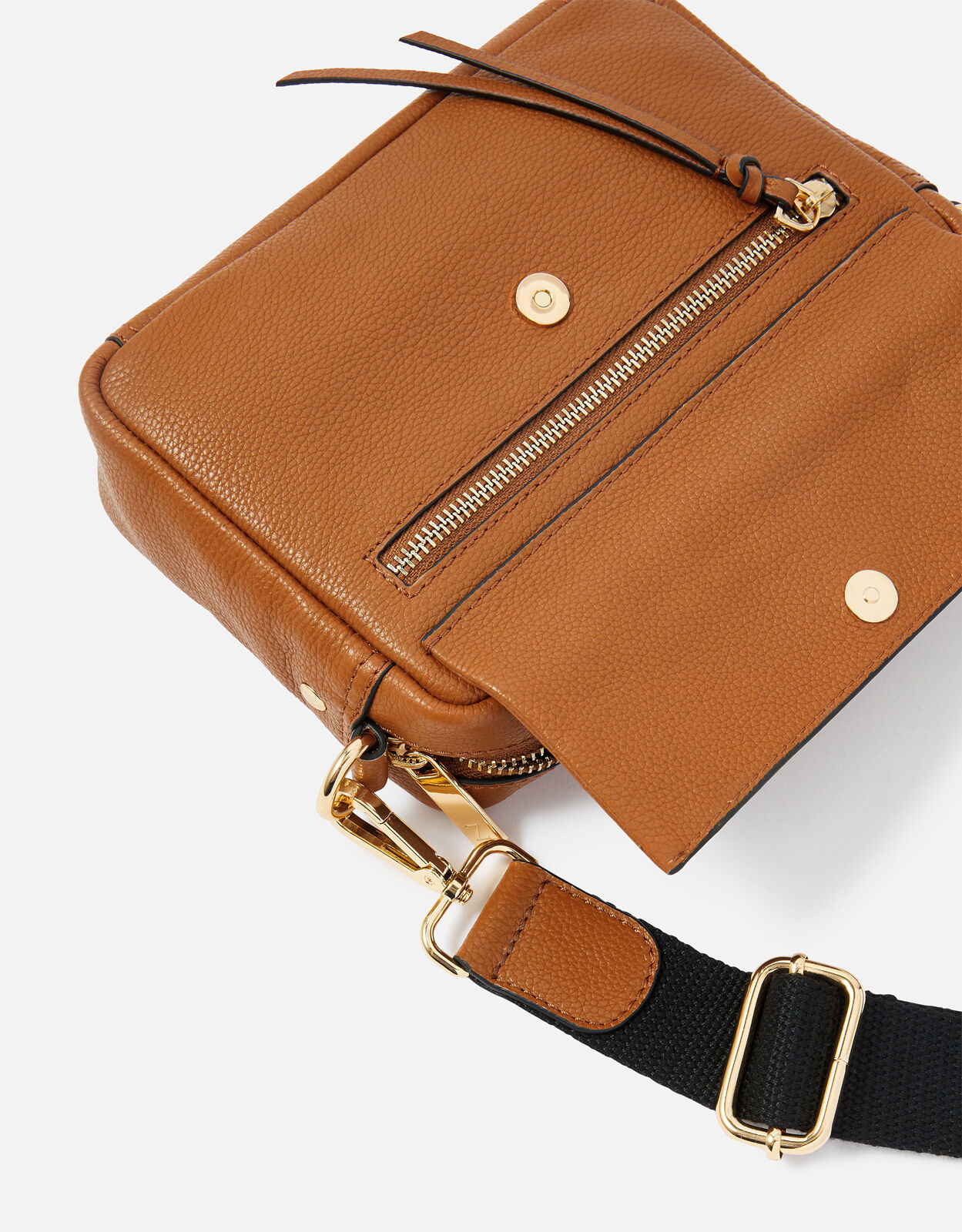 Tan leather shop camera bag