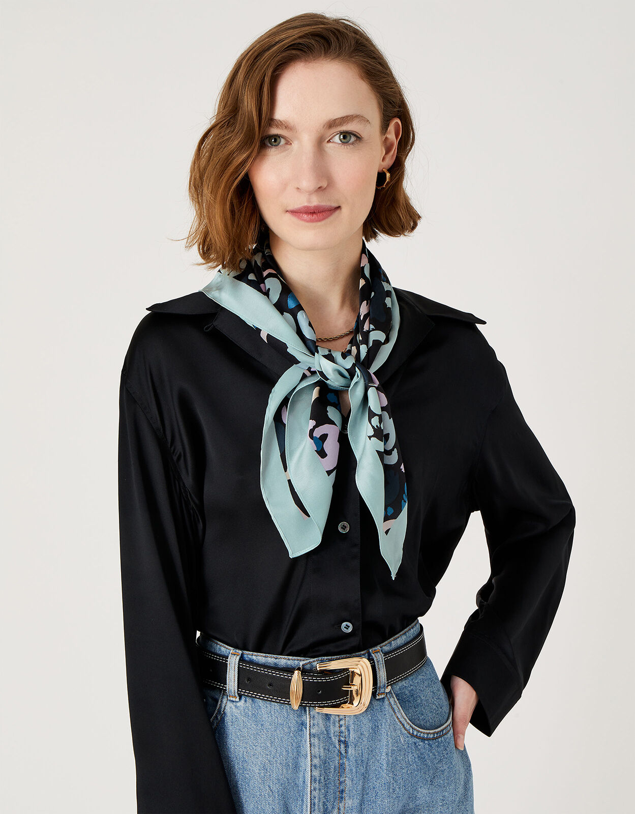Large square sales scarf uk