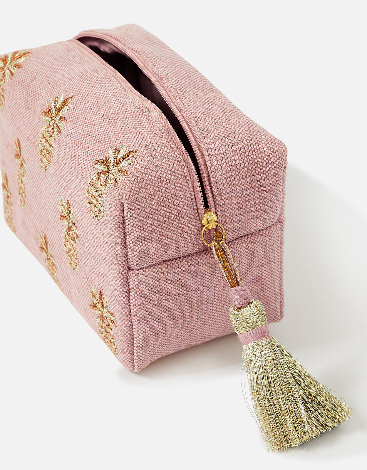 Accessorize online makeup bag