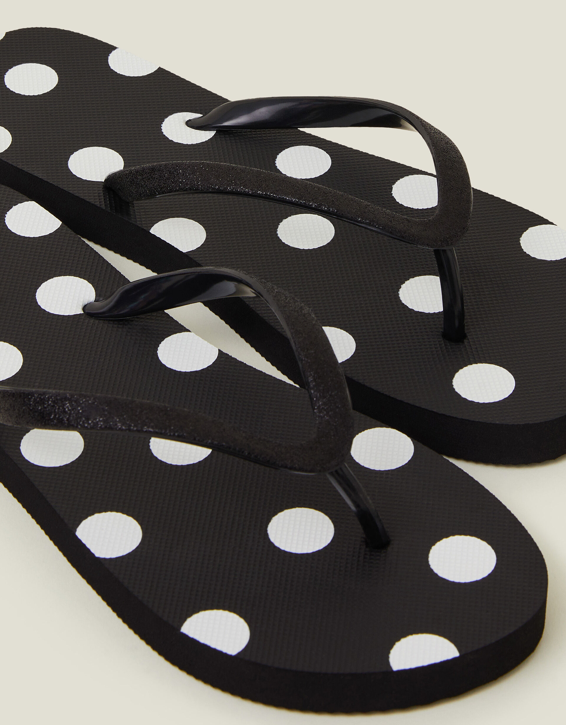 Polka dot flip flops hot sale