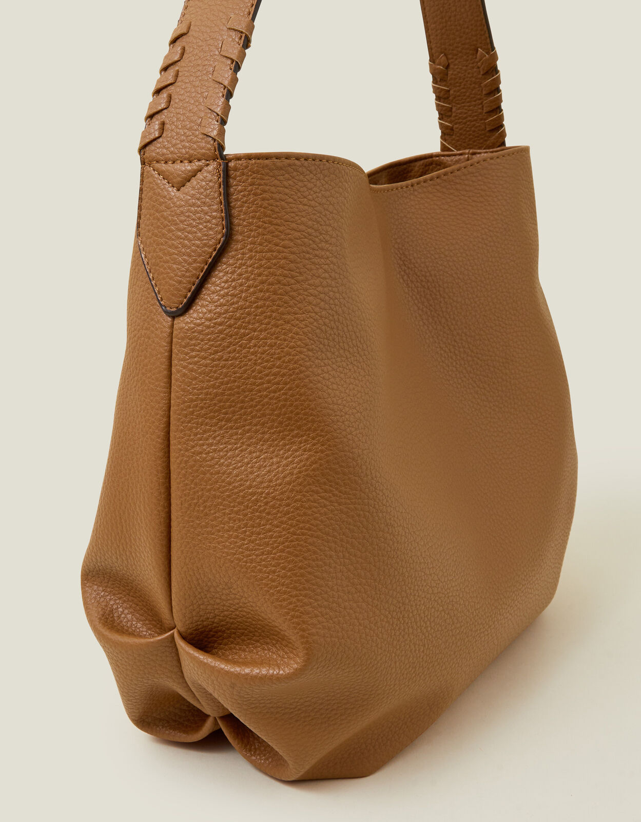 Slouch Shoulder Bag Tan