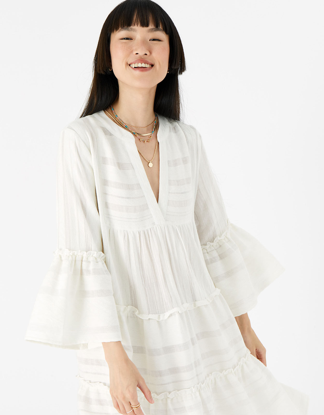 White flute 2025 sleeve dress