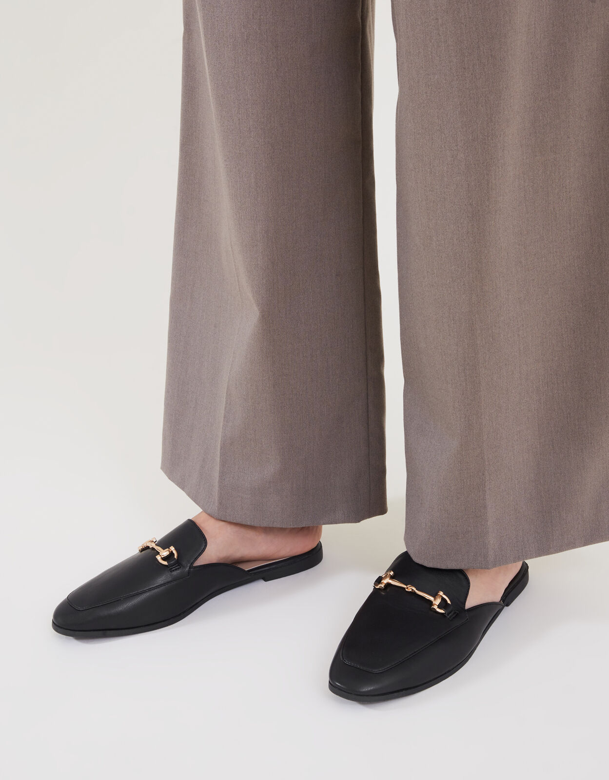 Black sales loafers backless
