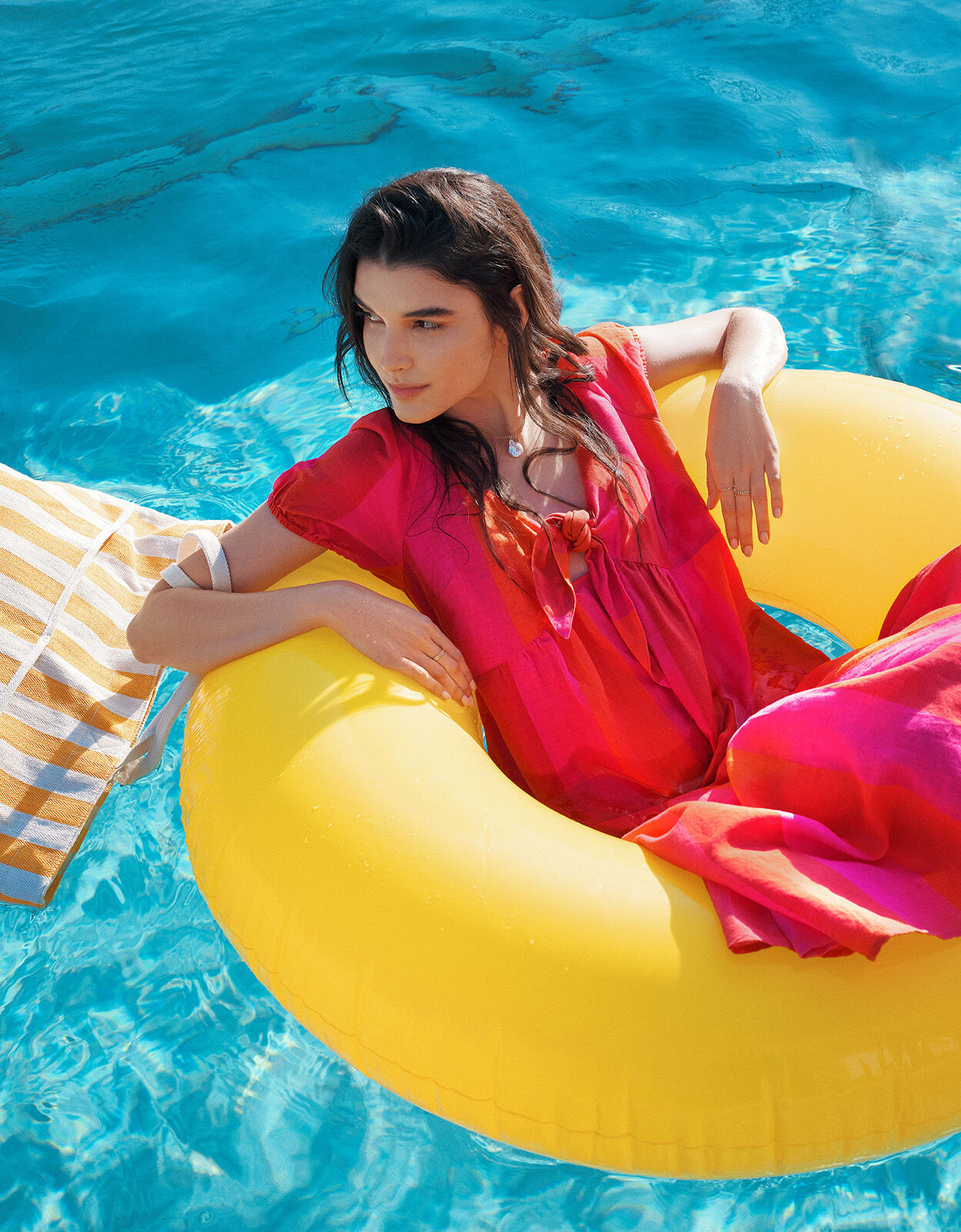 accessorize beach dress