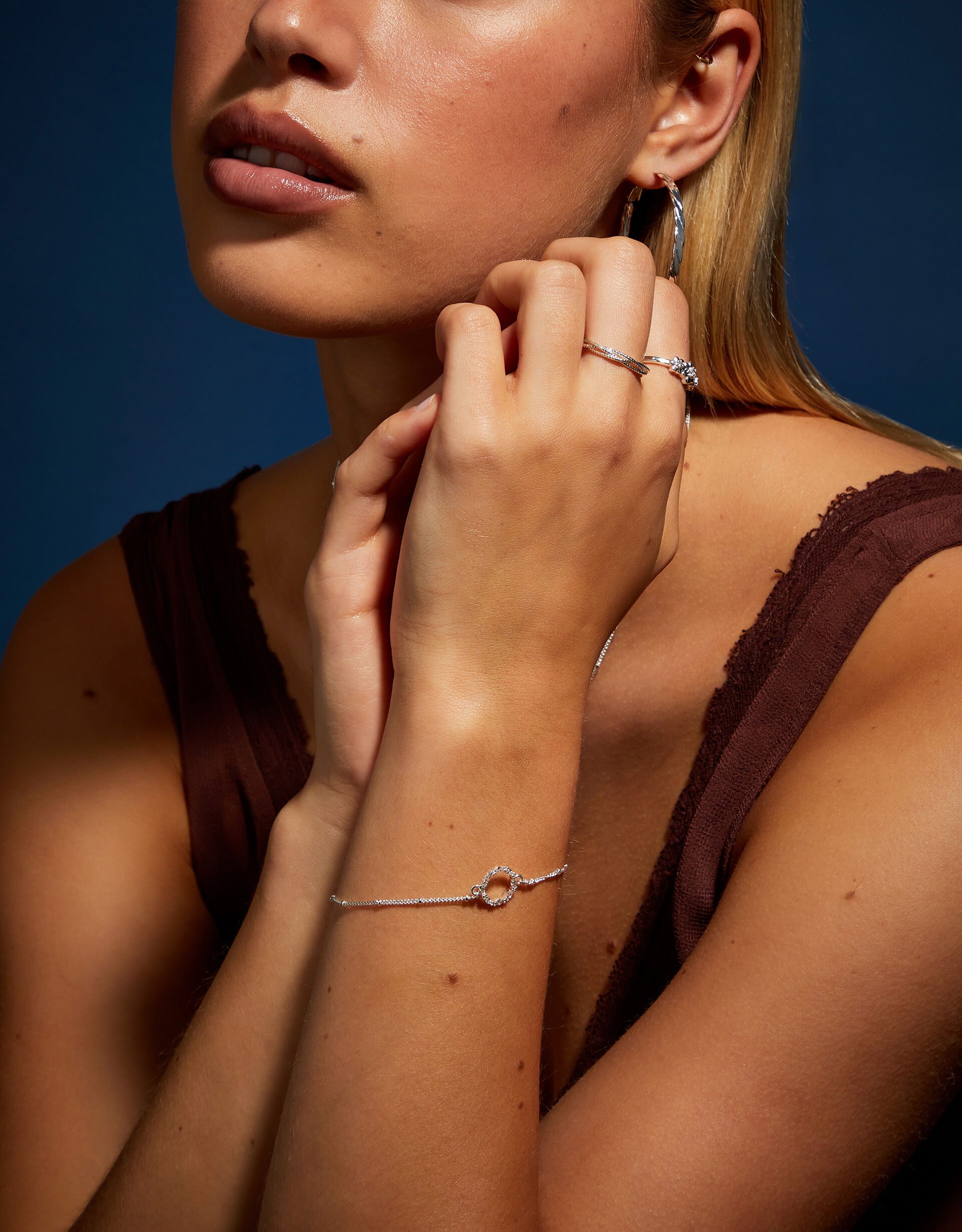 Sparkle circle bracelet hotsell