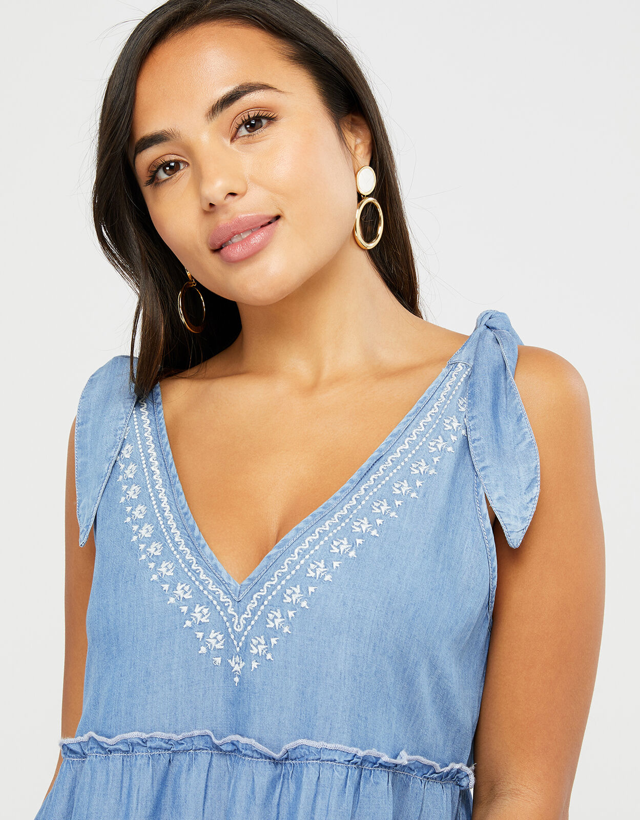 accessorize chambray dress