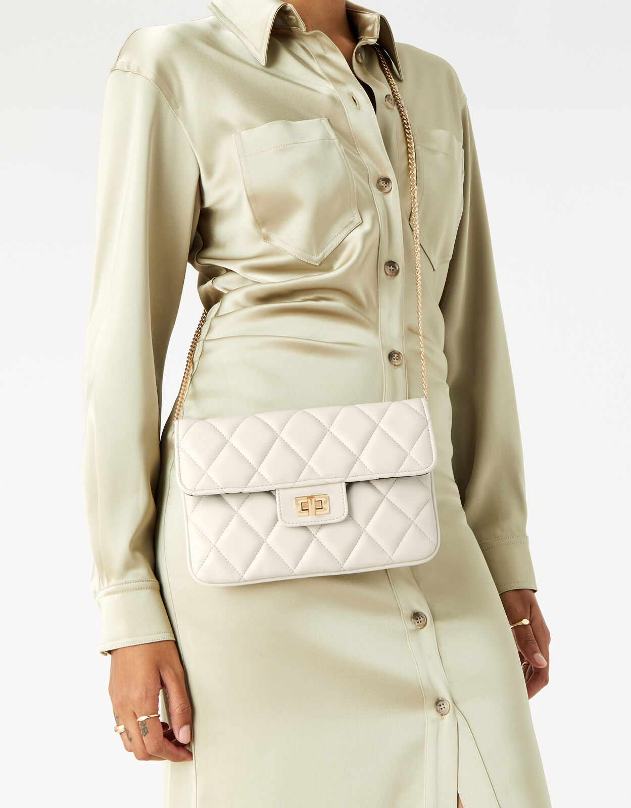 Cream clutch shop bag uk