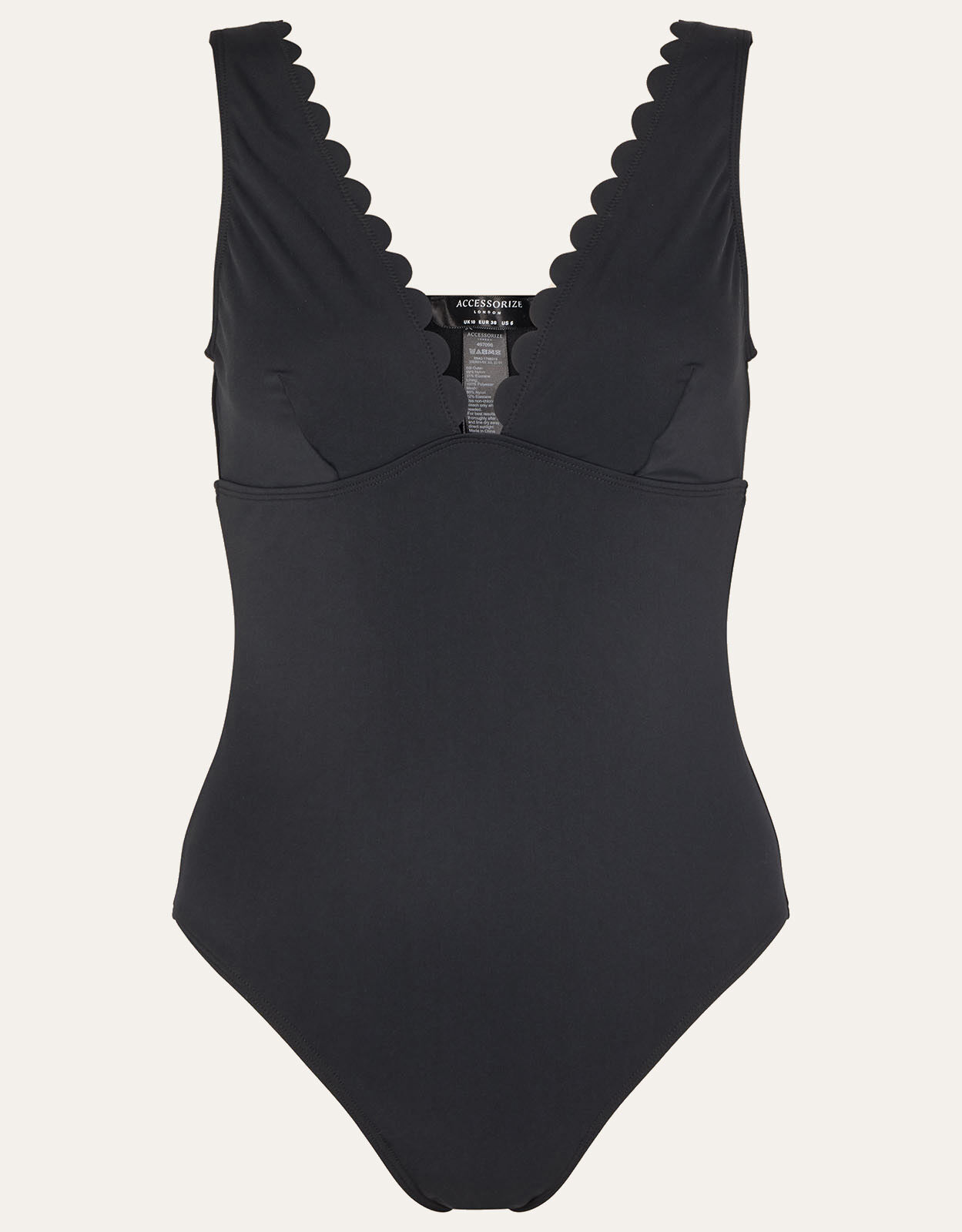 Women's scalloped swimsuit top