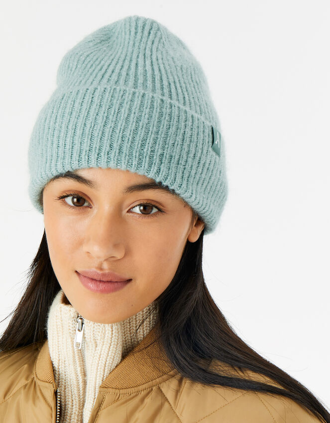 bobble hat accessorize