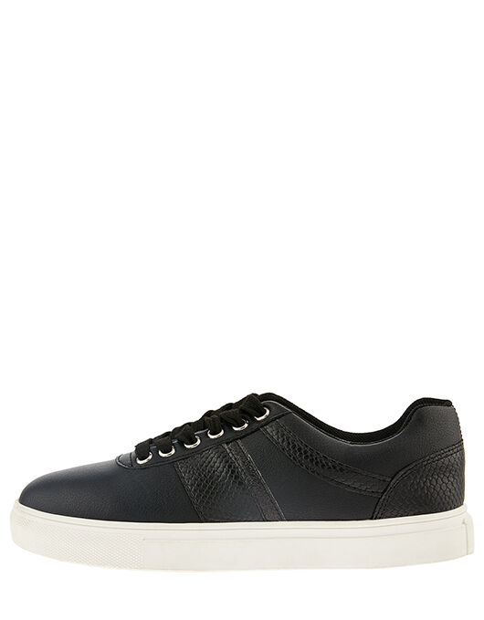 reaba leather trainer