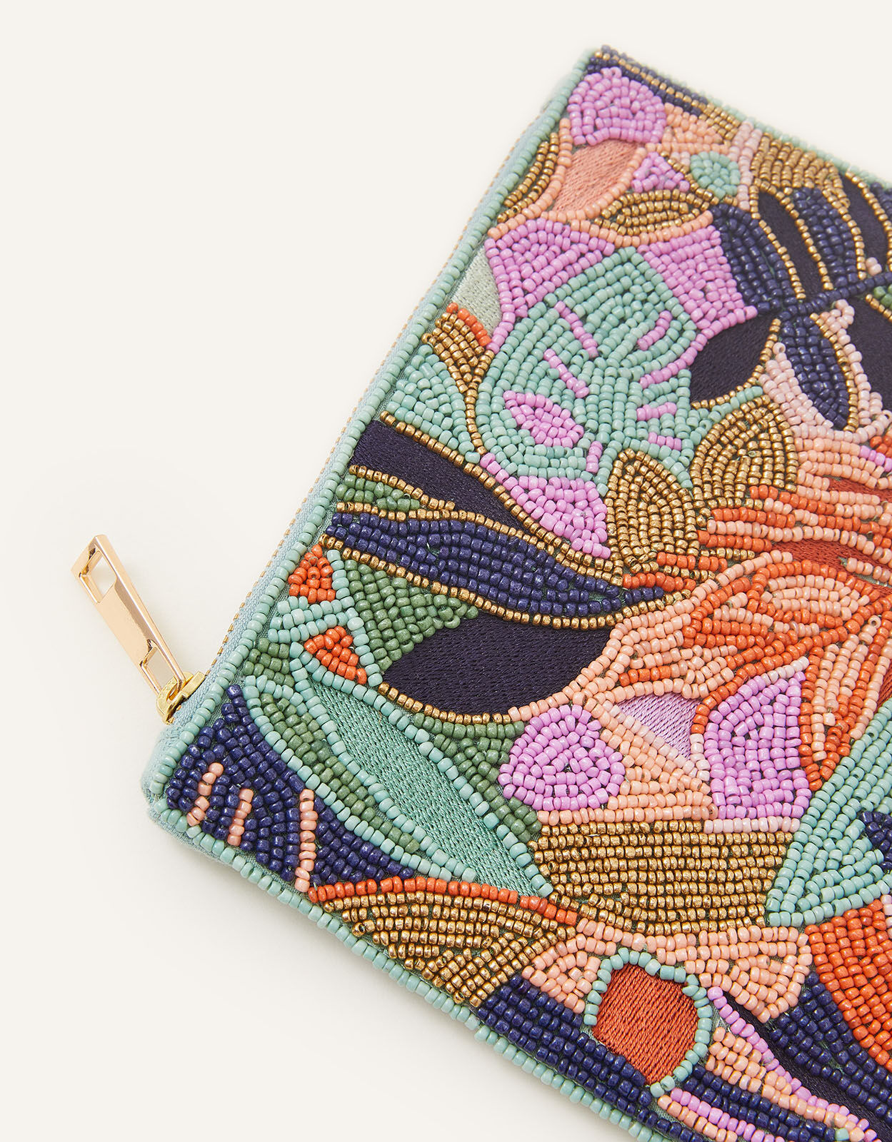 Accessorize pouch clearance