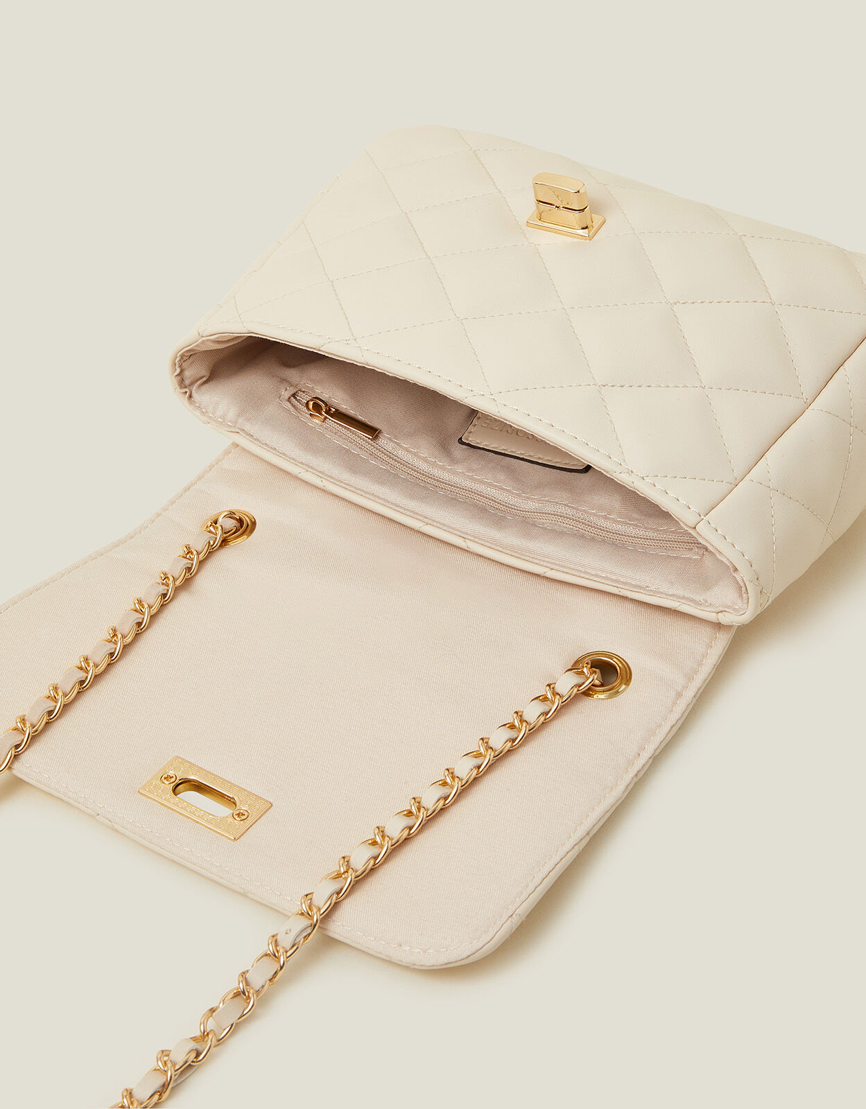 Beige bag with gold chain sale