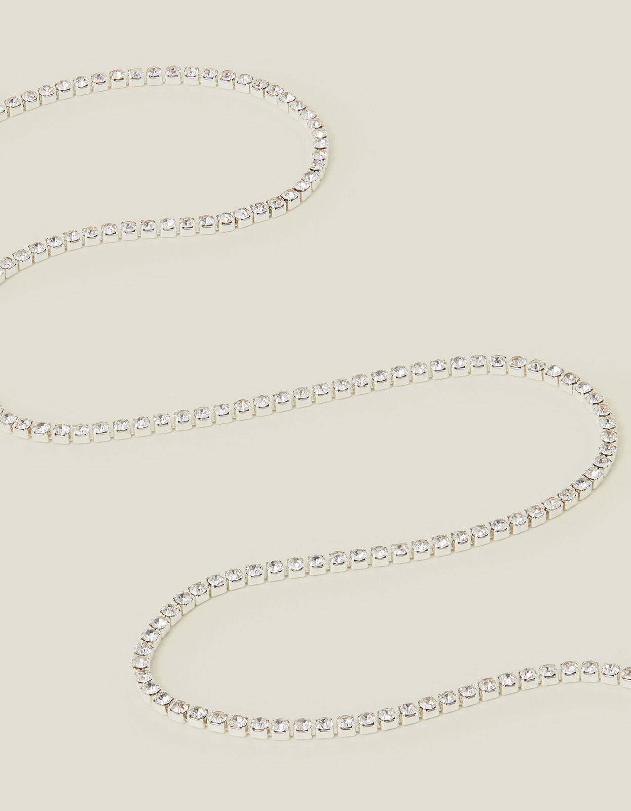 Accessorize necklaces store