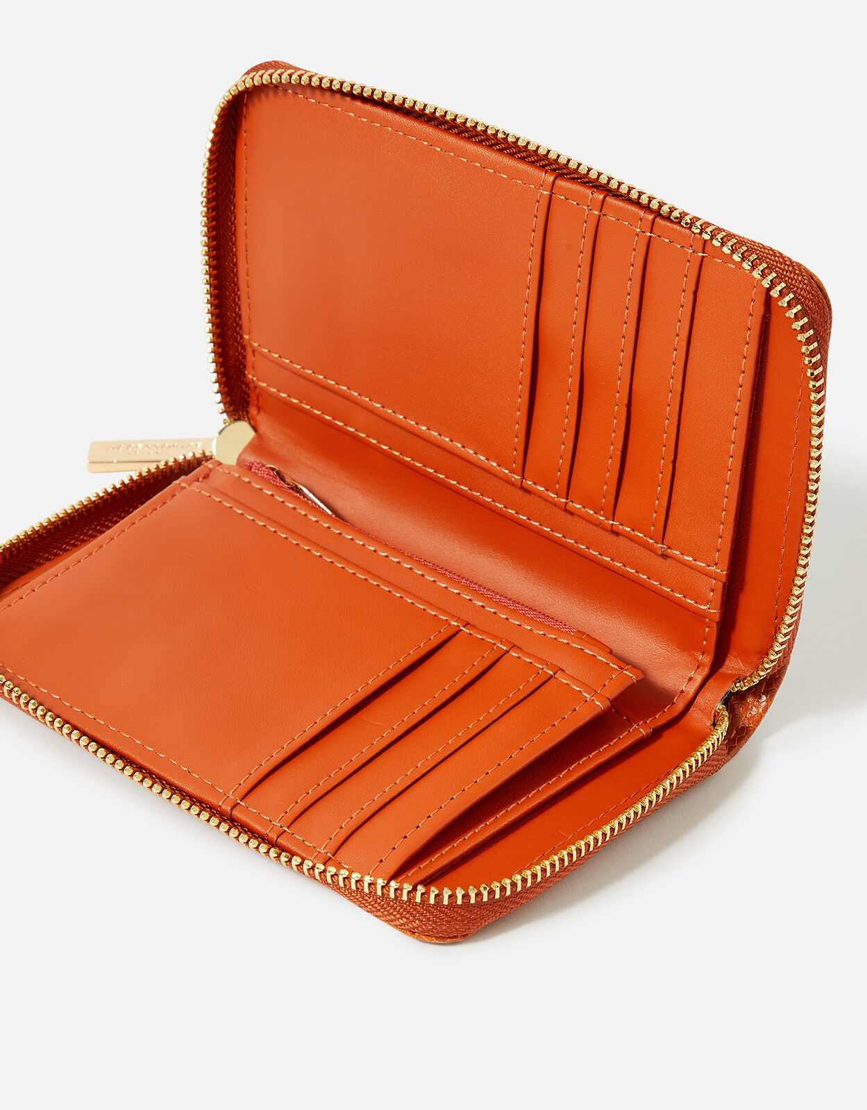 Medium zip 2025 around purse
