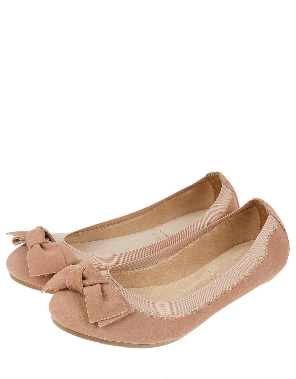 Nude flats with bow clearance