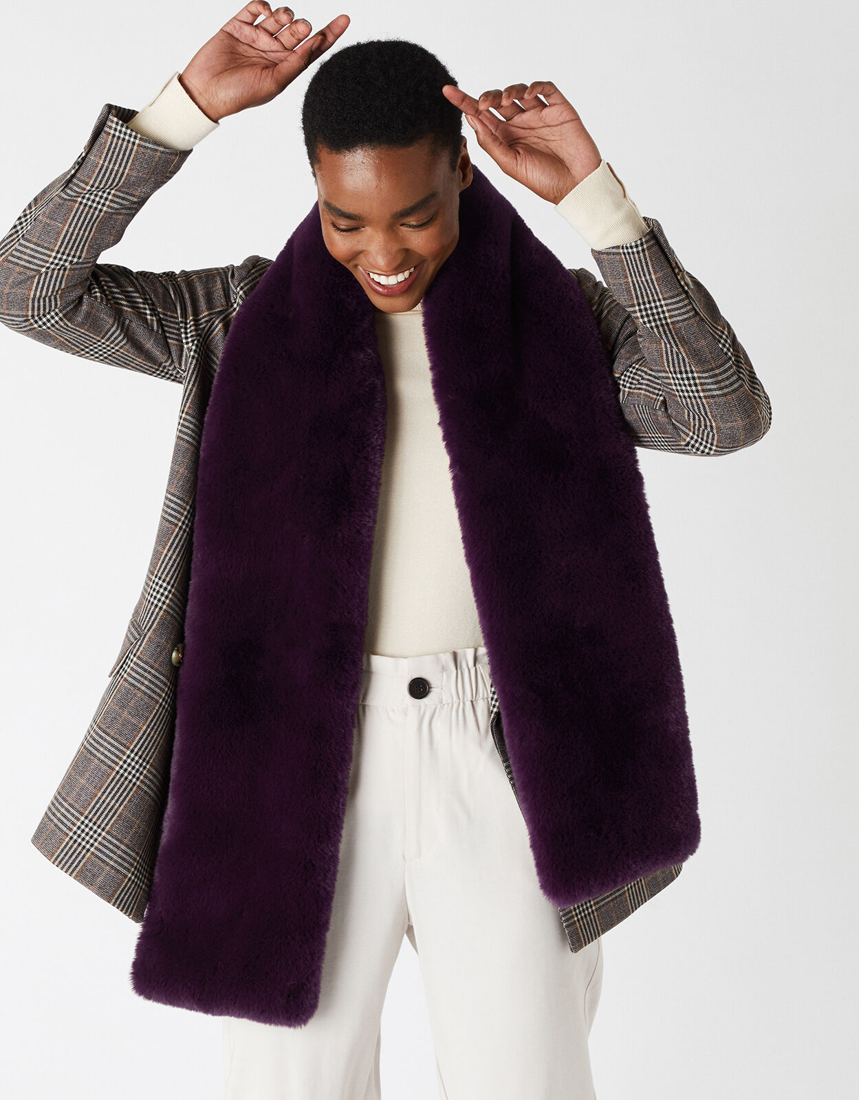 Accessorize faux fur scarf 2025