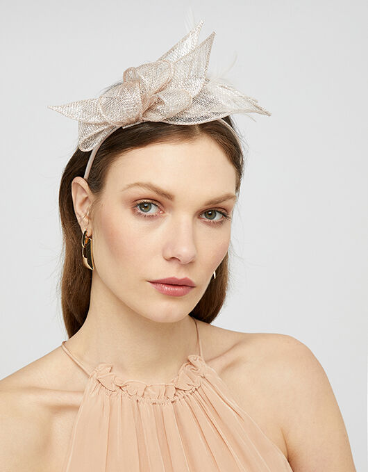 H and clearance m fascinator