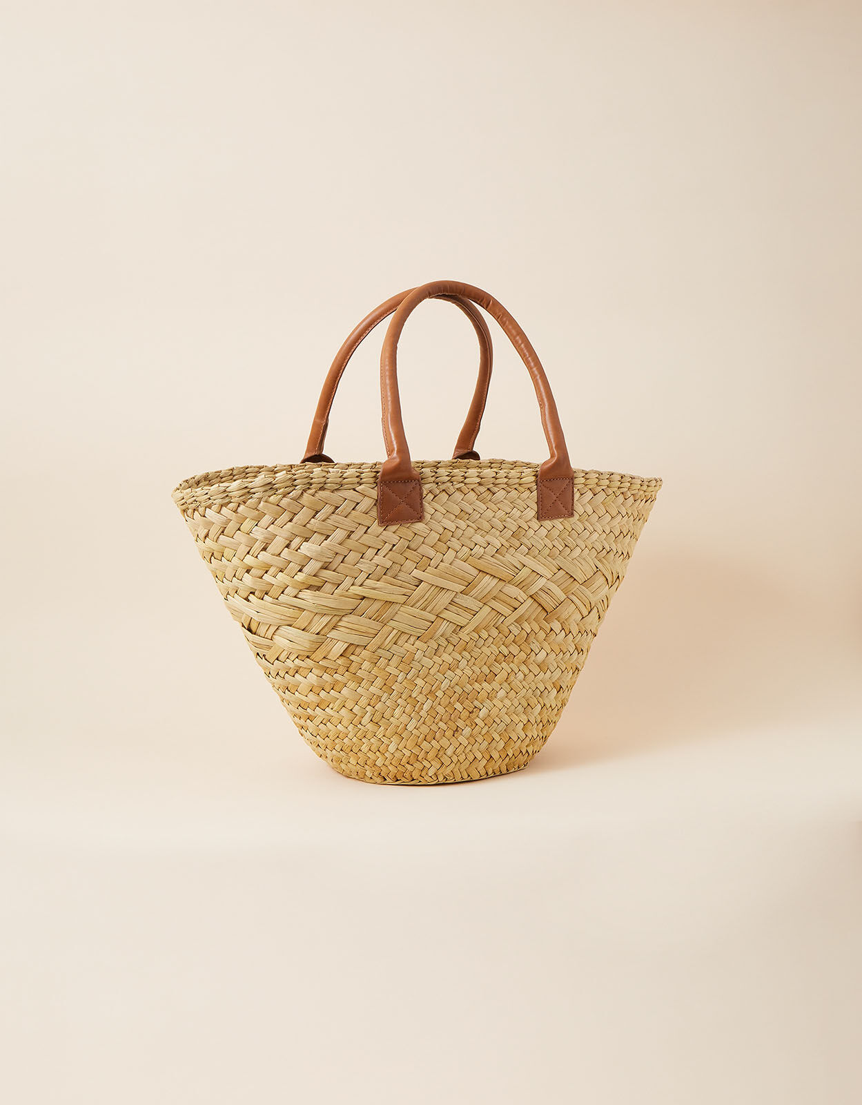 Accessorize wicker bag hotsell