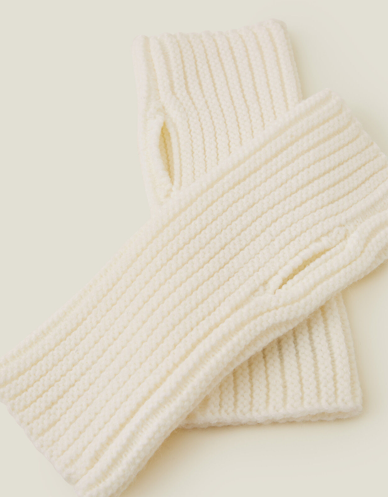 Ribbed fingerless gloves store