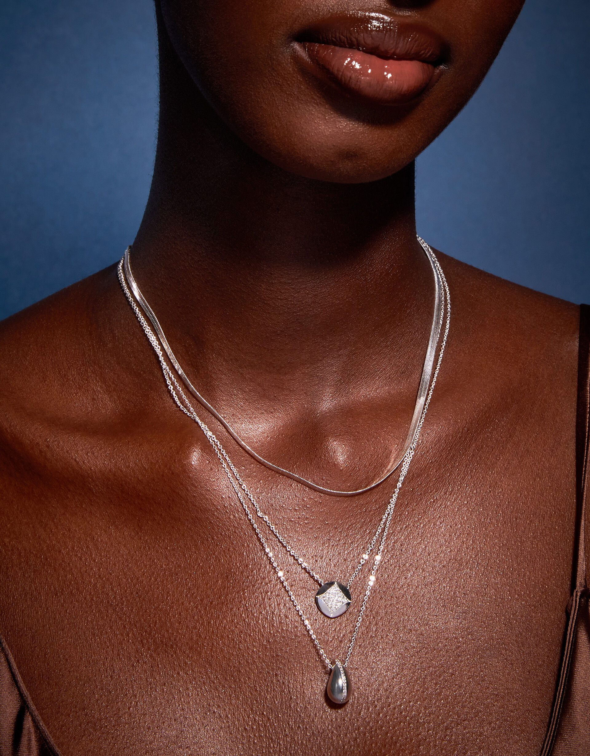 Teardrop pearl necklace silver sale