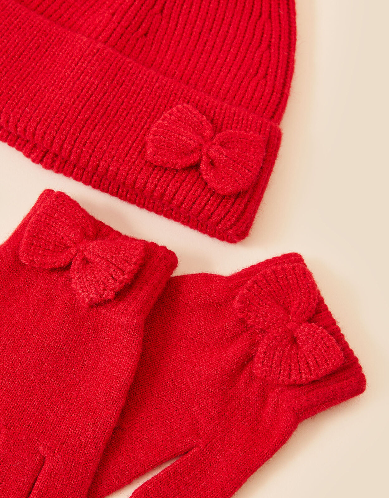 Girls red hat and scarf set hot sale