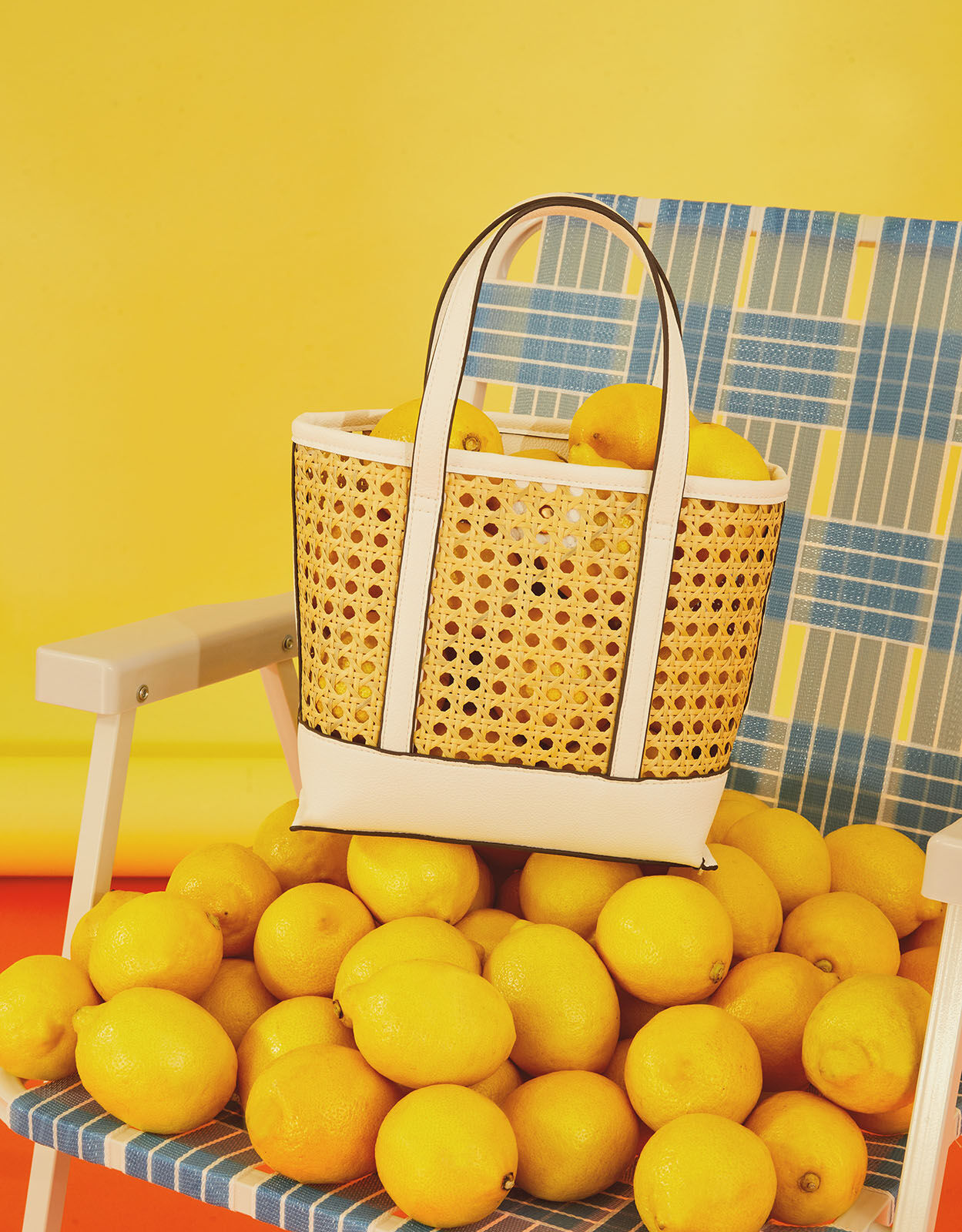 Medium Rattan Handheld Bag