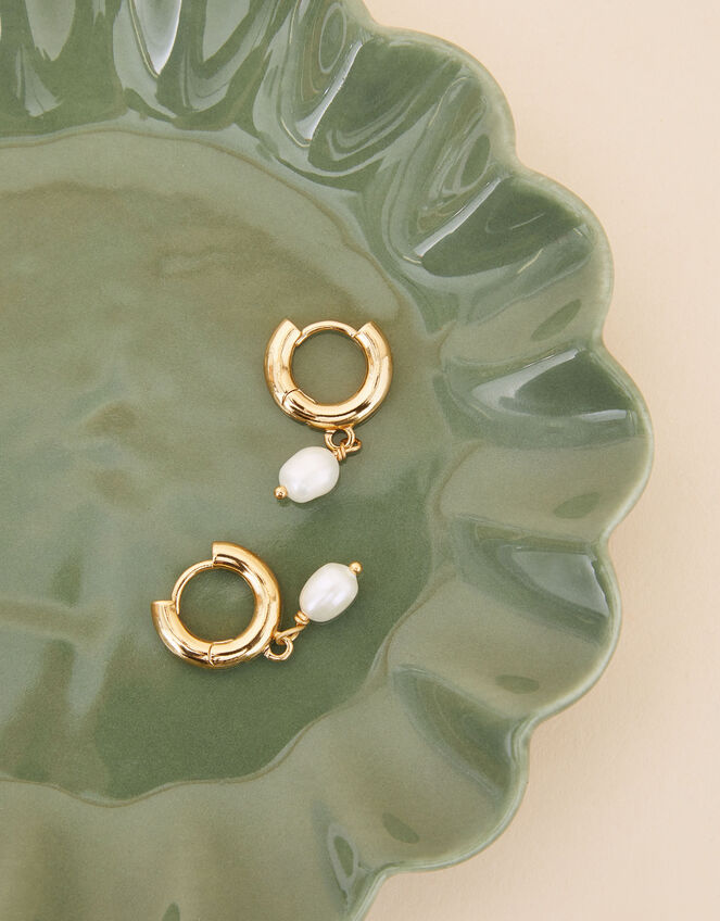 14ct Gold-Plated Chunky Small Pearl Hoops | Z for Accessorize | Accessorize UK