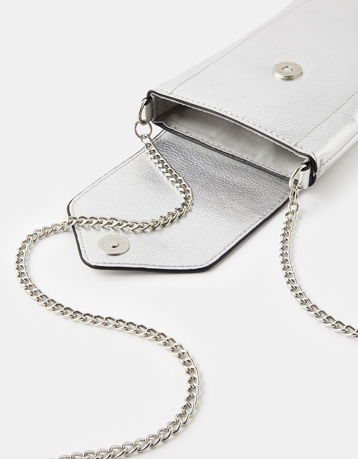 Phone pouch with 2025 chain