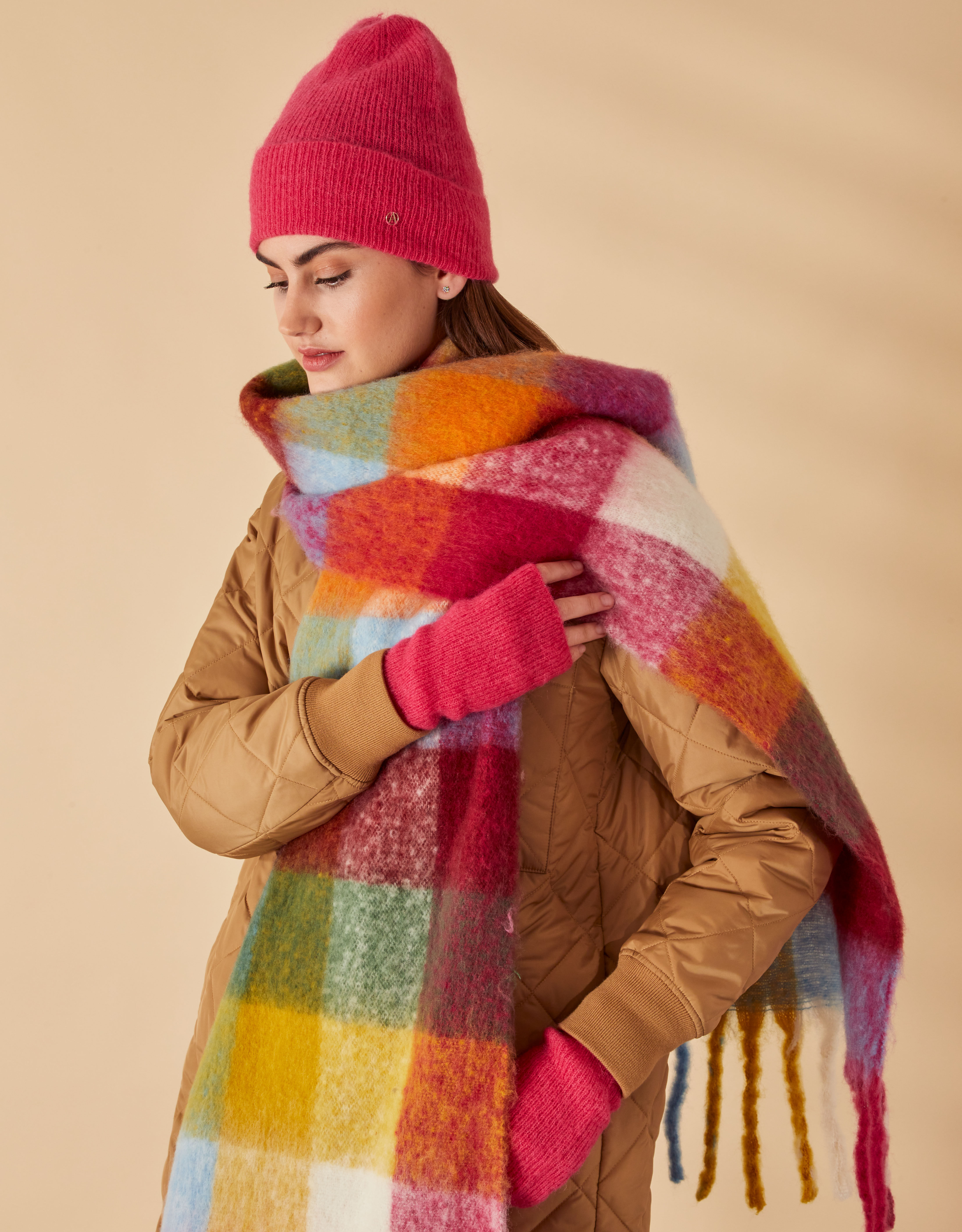scarf and fingerless glove sets