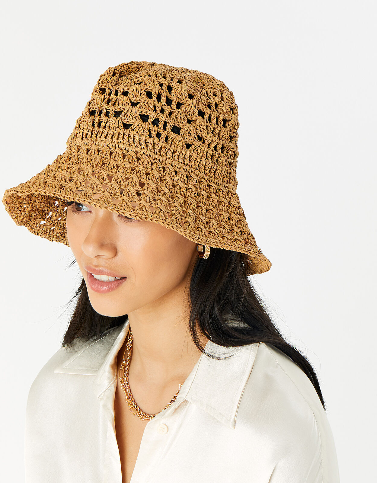 Accessorize bucket hat online