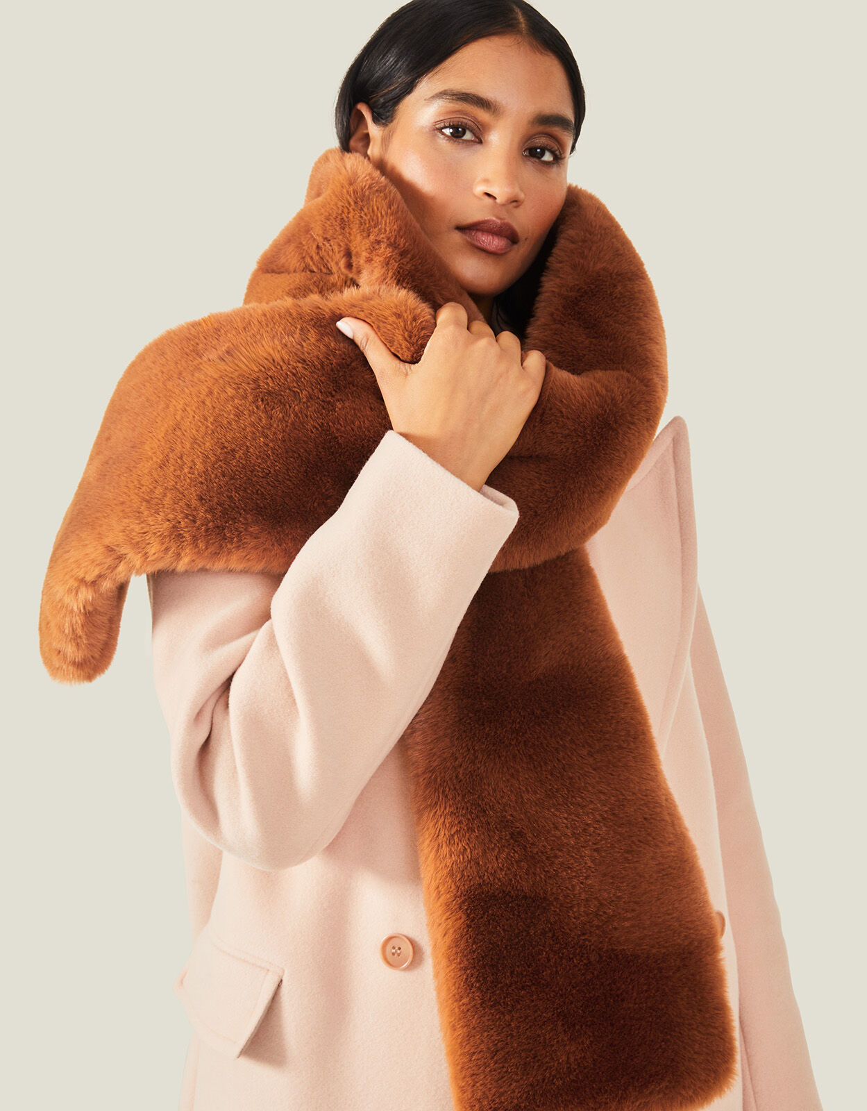 Accessorize faux fur scarf 2025