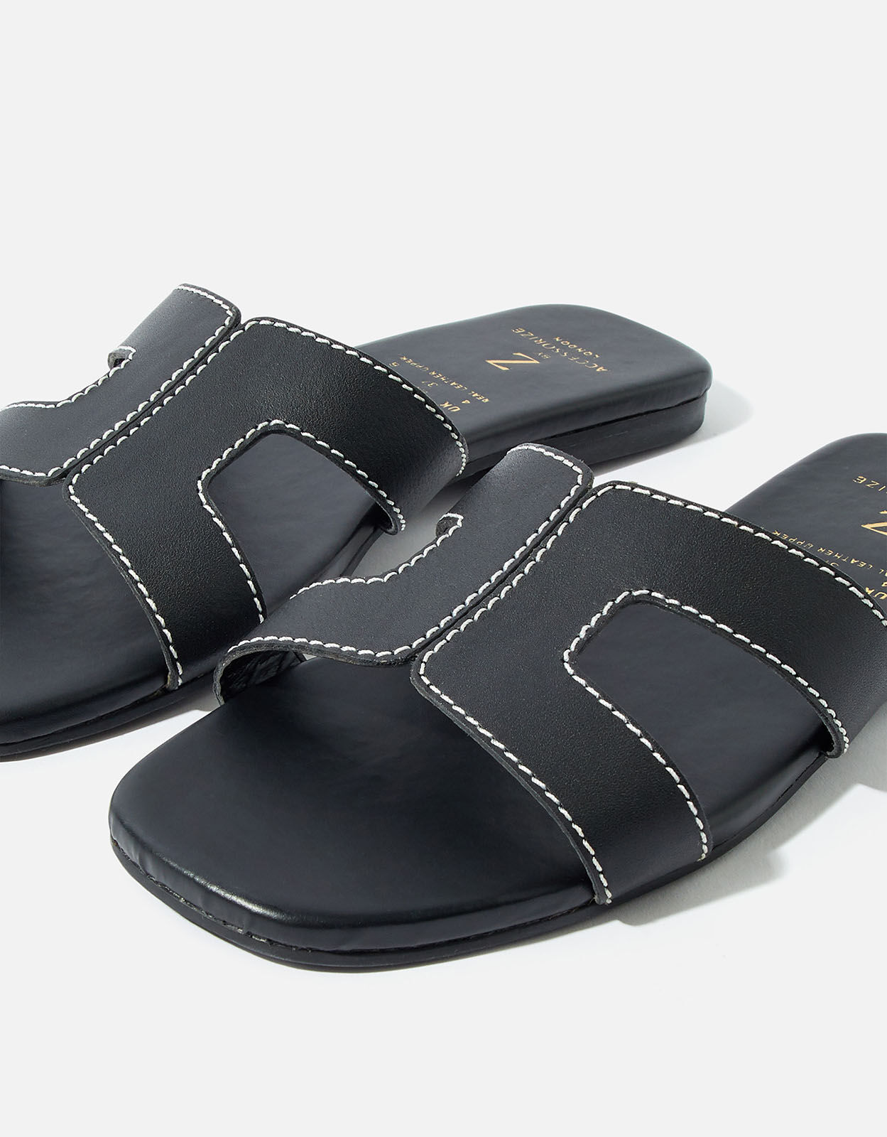 Contrast Stitch Leather Sandals Black