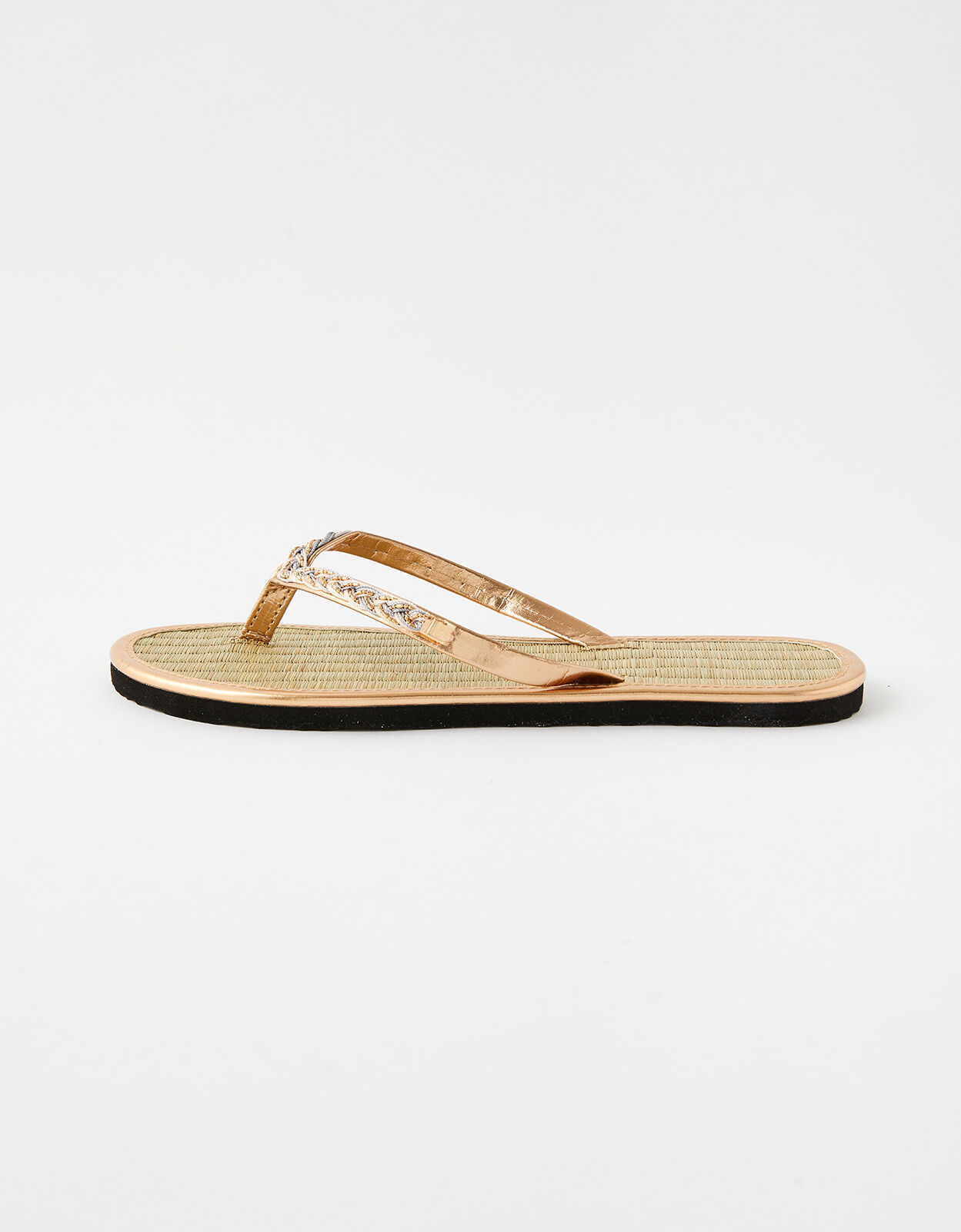 Accessorise flip top flops