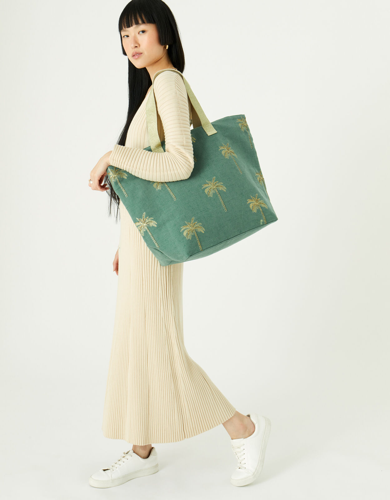 Palm print beach bag discount