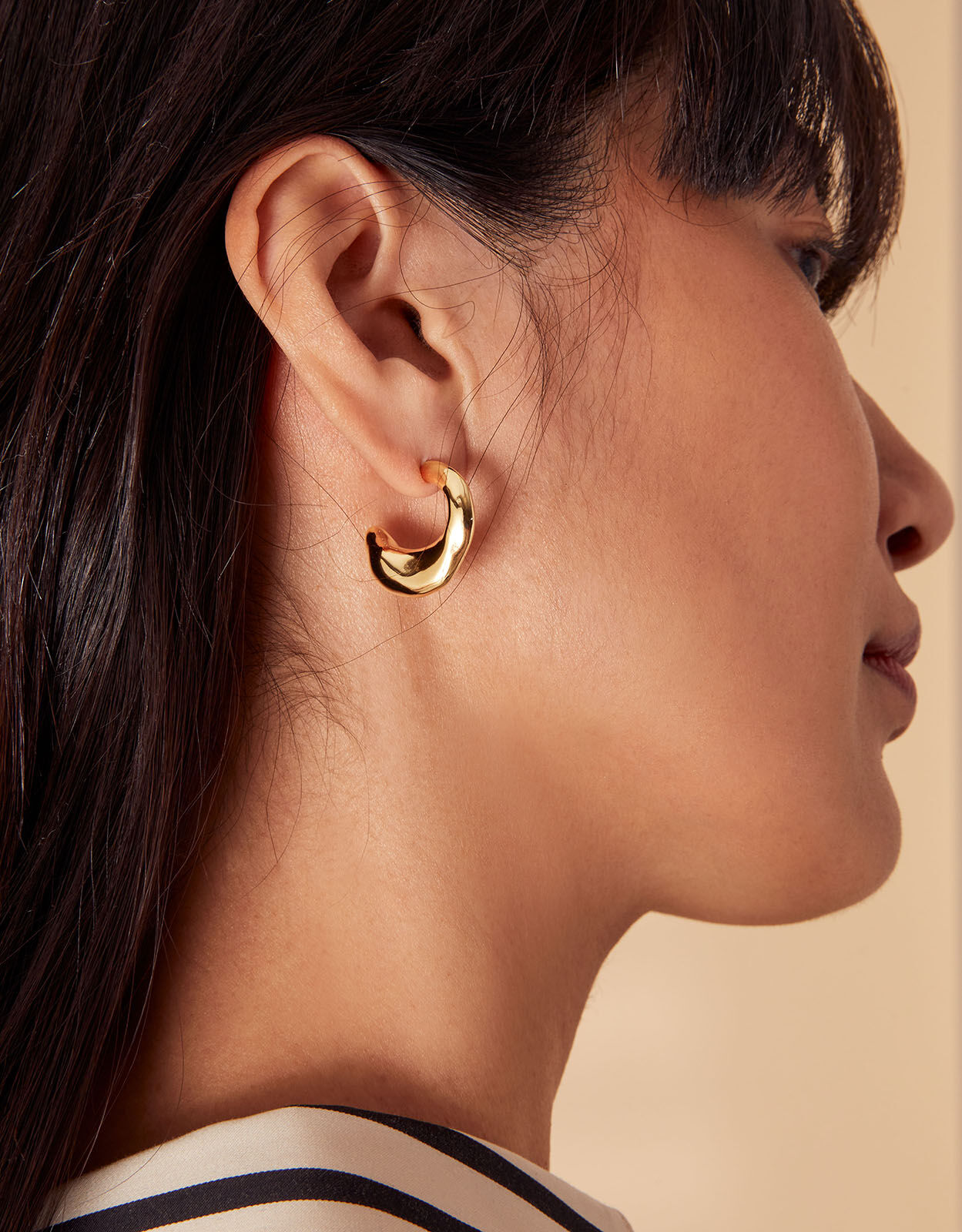 Gold hoop earrings outlet accessorize