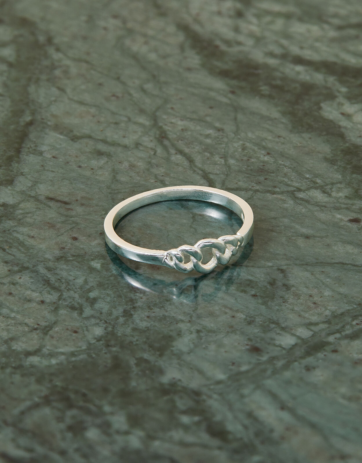 Silver chain sales ring