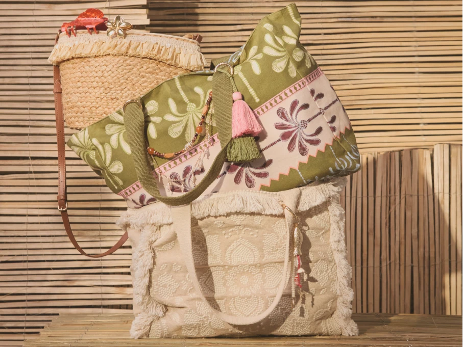 BEACH BAGS