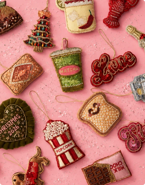 VISIT THE CHRISTMAS SHOP