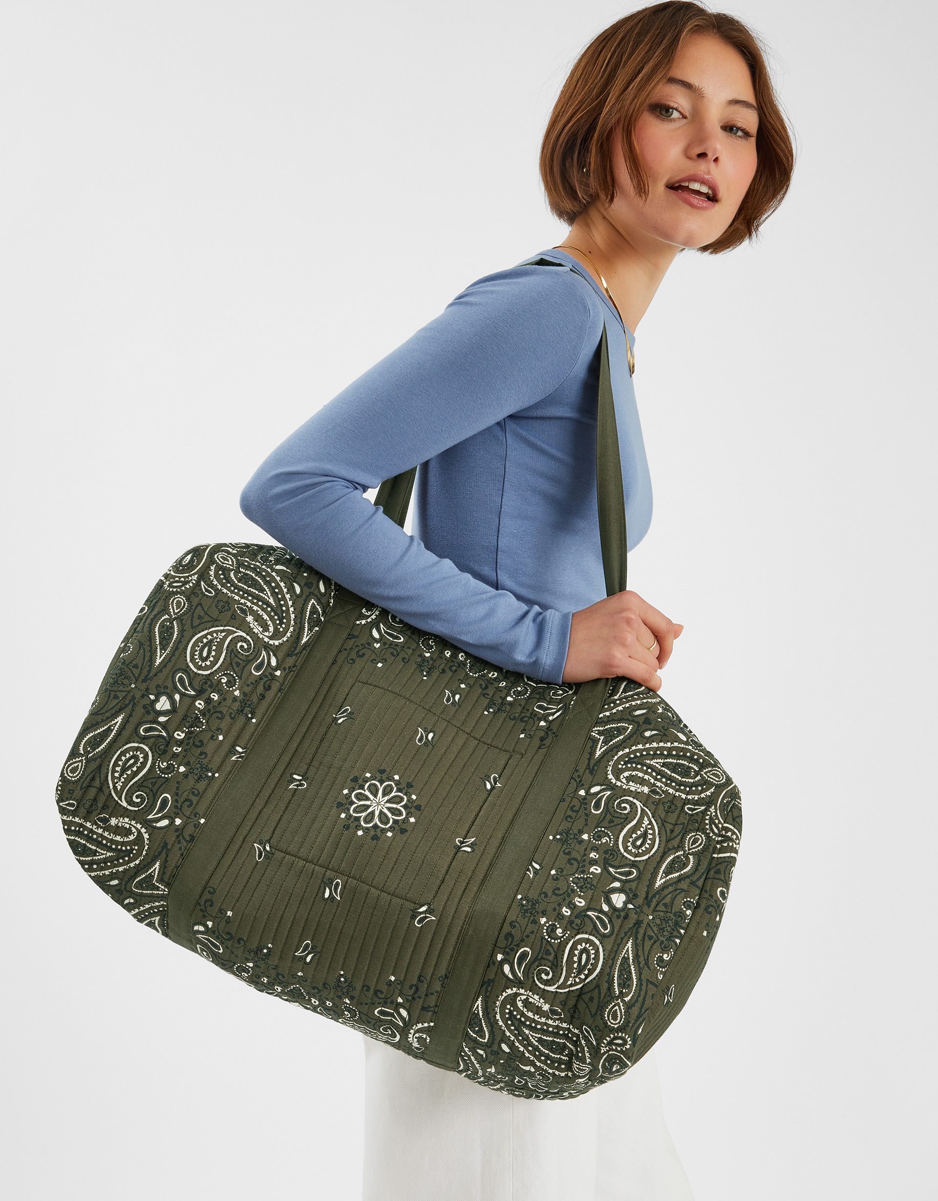 Quilted Paisley Weekend Bag - Accessorize
