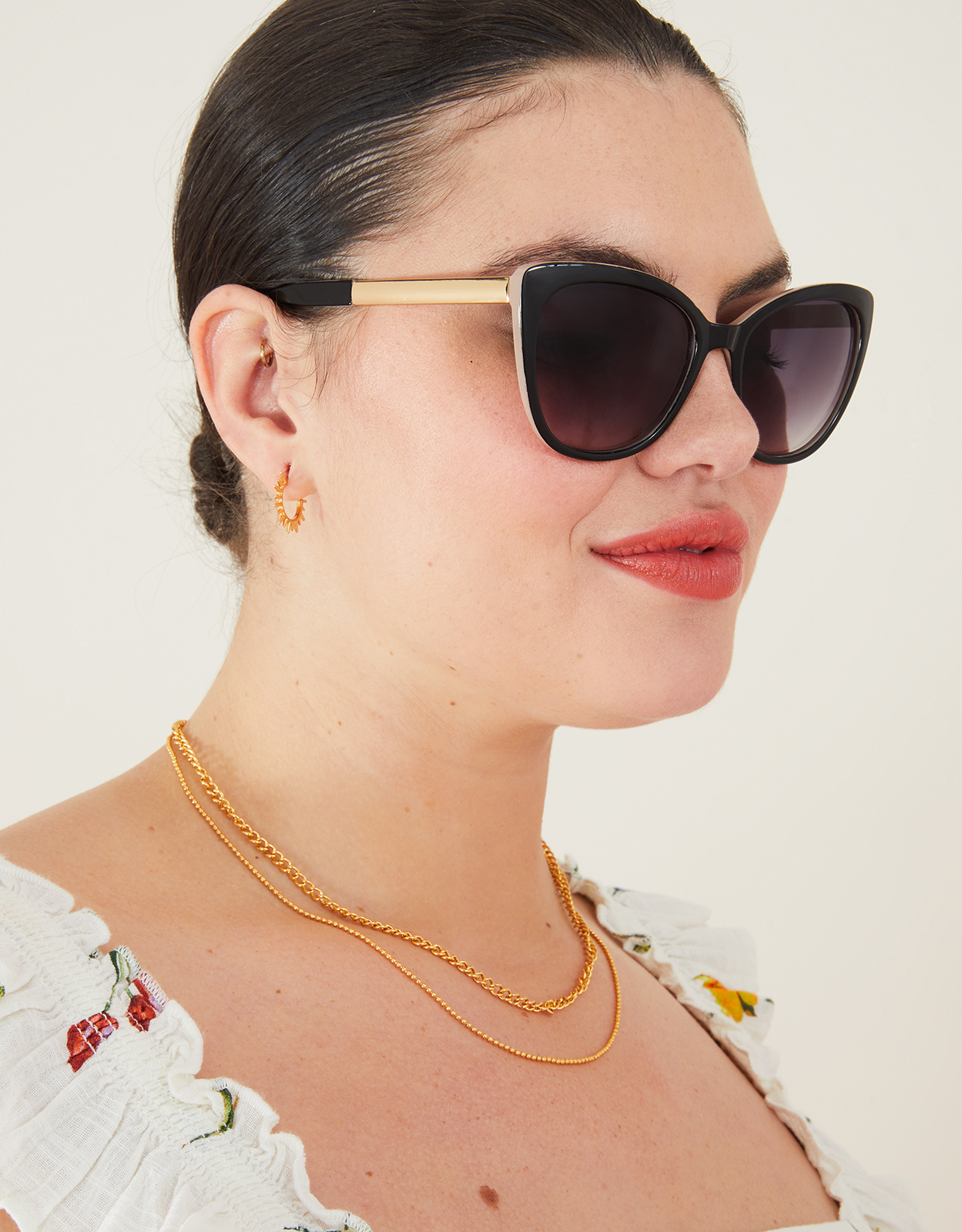 Accessorize Women's Black Classic Cateye Sunglasses, Size: One Size