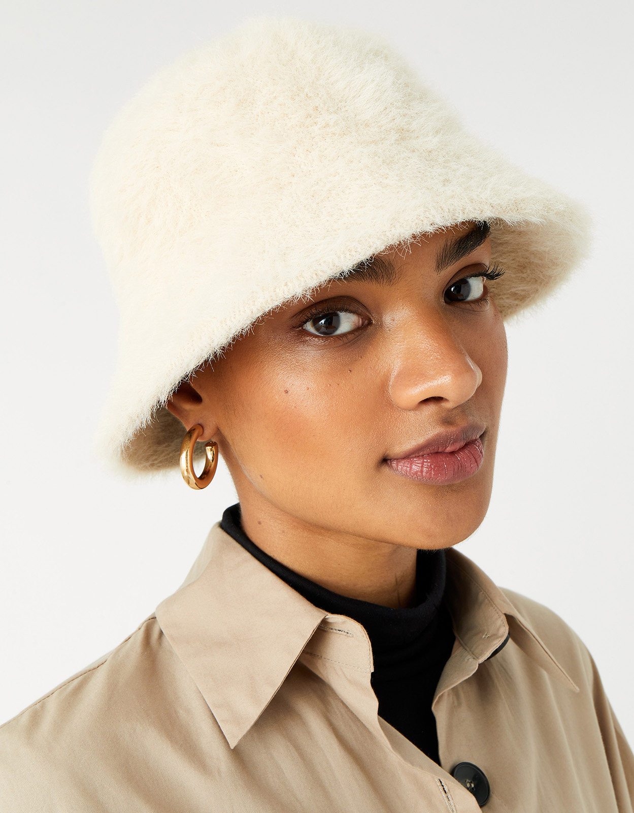 Accessorize Women's Cream Fluffy Bucket Hat, Size: 35cm